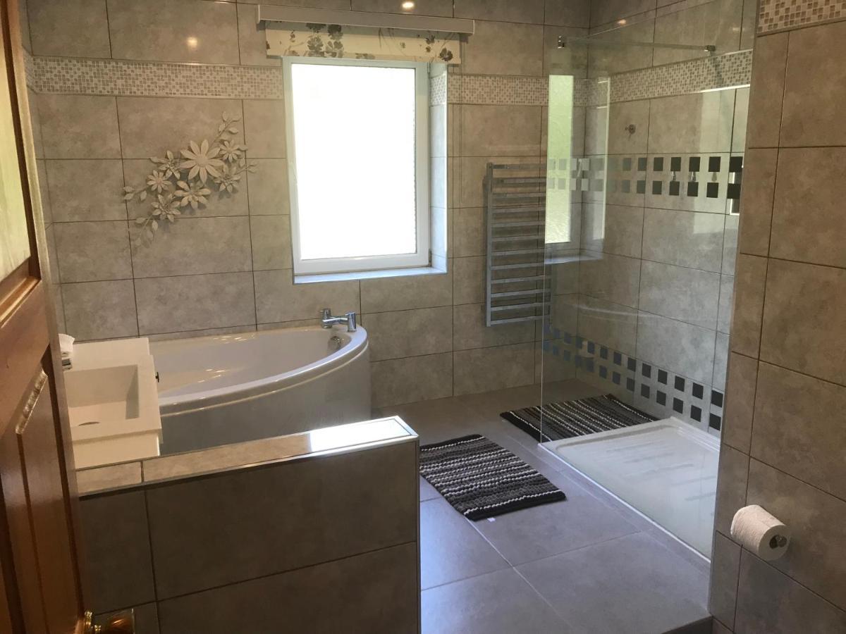 Heulwen Guest House Долгеллау Экстерьер фото