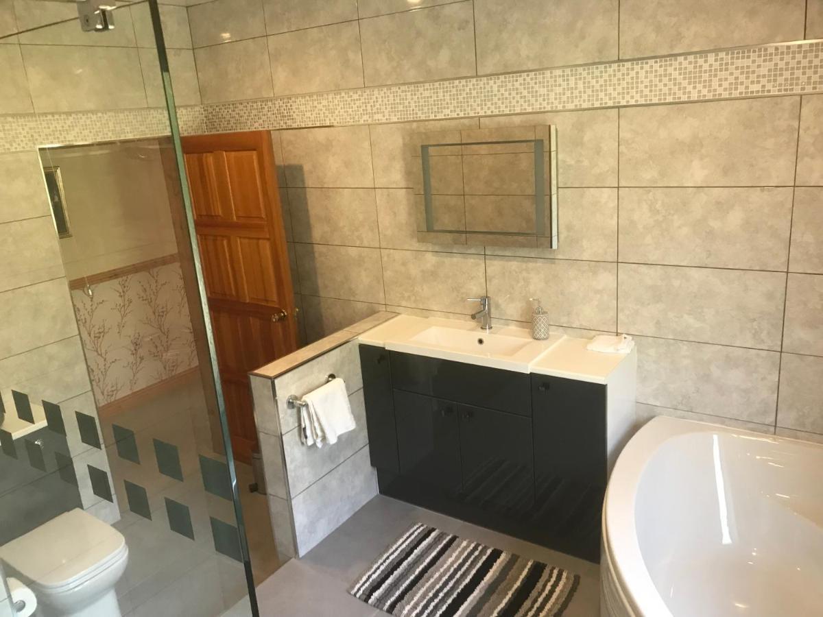 Heulwen Guest House Долгеллау Экстерьер фото